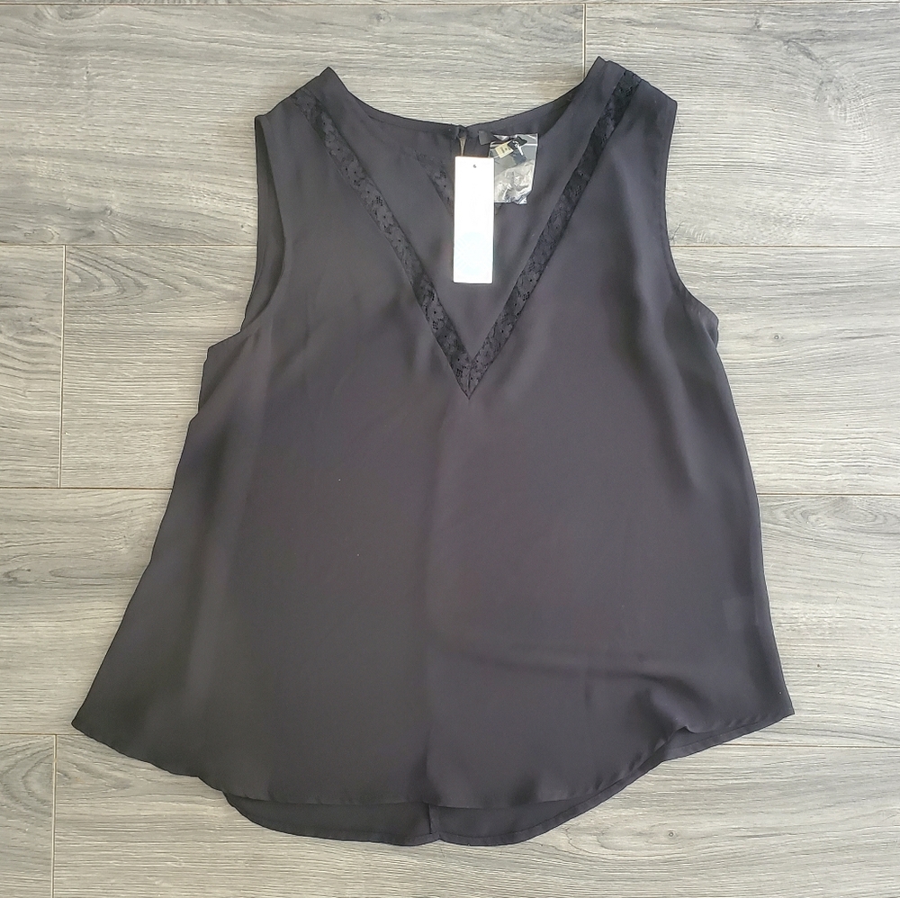 Fun2Fun black sleeveless blouse Size M